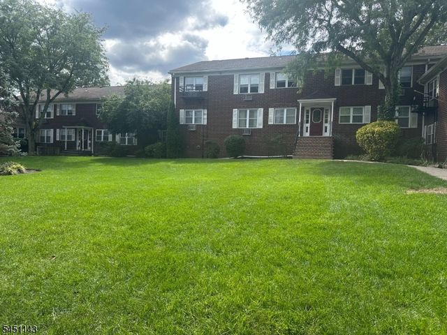 100 Pierson Miller Dr F12, Pompton Lakes Boro, NJ 07442