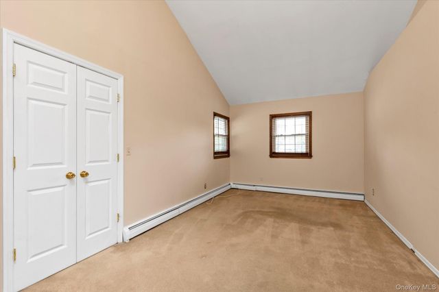 21 Beech Place, Huntington, NY 11743