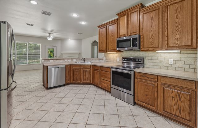 835 Mustang Drive, Fairview, TX 75069