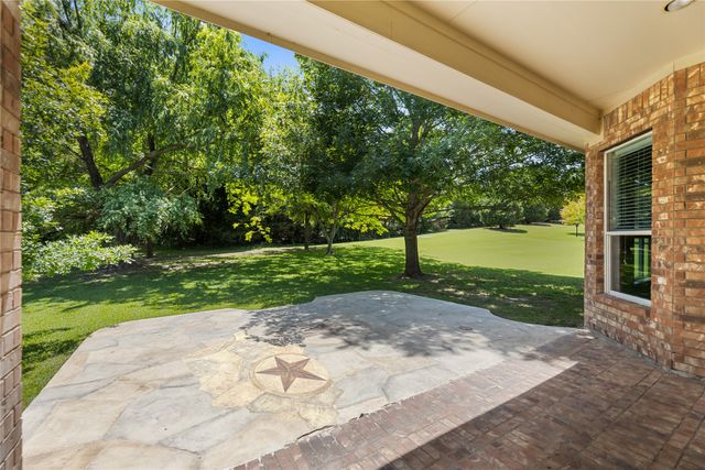835 Mustang Drive, Fairview, TX 75069