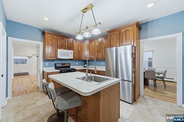 31 West Street, Closter, NJ 07624