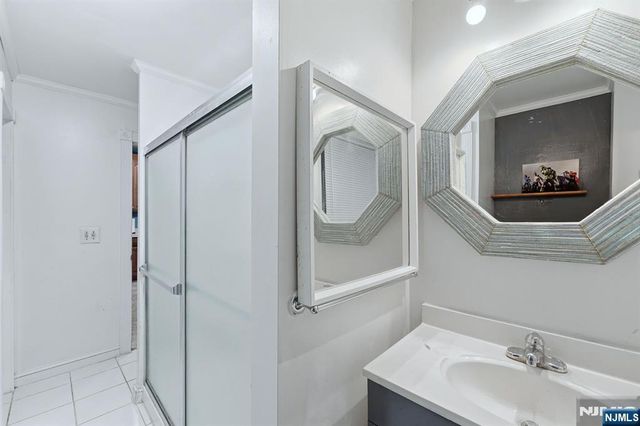 31 West Street, Closter, NJ 07624