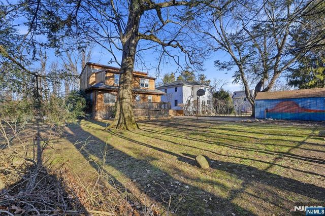 31 West Street, Closter, NJ 07624