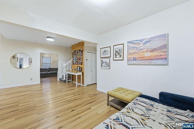 31 West Street, Closter, NJ 07624