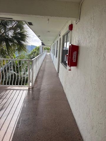 500 NE 2nd Street 427, Dania Beach, FL 33004