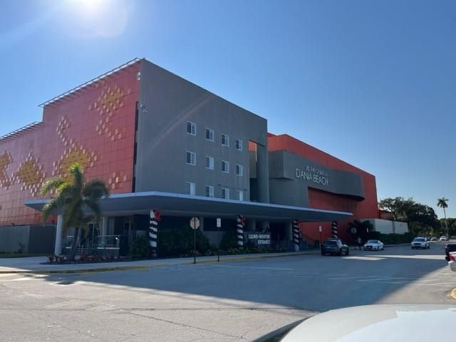 500 NE 2nd Street 427, Dania Beach, FL 33004