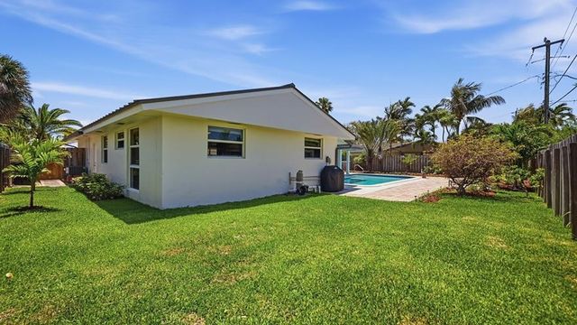 4111 NE 26th Terrace, Lighthouse Point, FL 33064