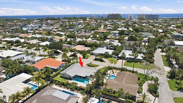 4111 NE 26th Terrace, Lighthouse Point, FL 33064