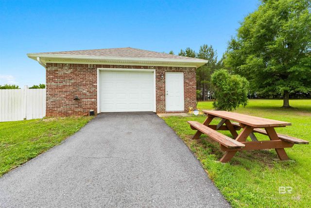 26064 Chatelaine Road, Elberta, AL 36530