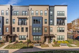 1704 BANDIT LOOP #20A, Reston, VA 20190