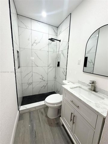 248 SW 18th Ct, Miami, FL 33135