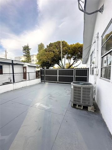 248 SW 18th Ct, Miami, FL 33135