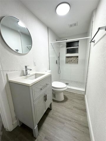 248 SW 18th Ct, Miami, FL 33135