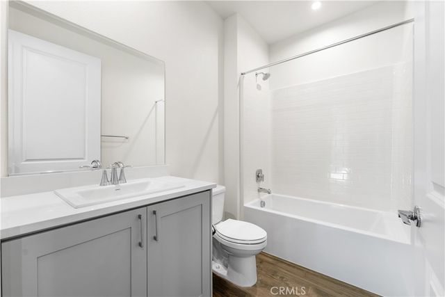 41846 Castello Ln, Quartz Hill, CA 93552