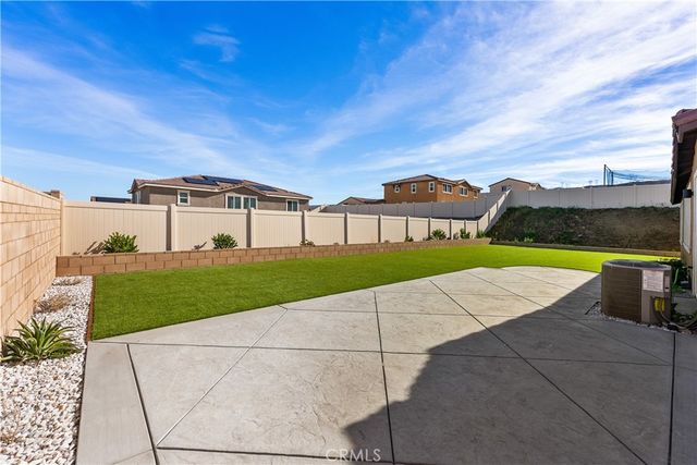 41846 Castello Ln, Quartz Hill, CA 93552