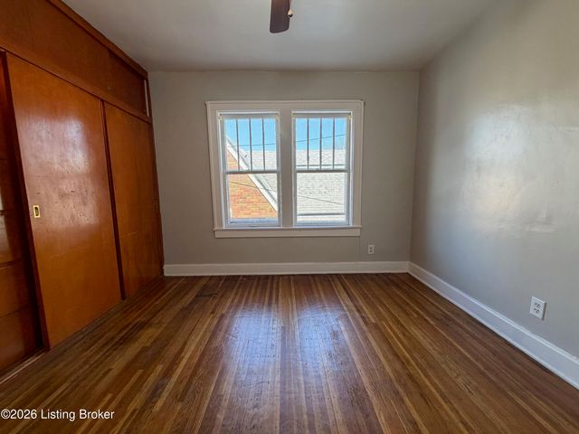 729 S 39th St 2, Louisville, KY 40211