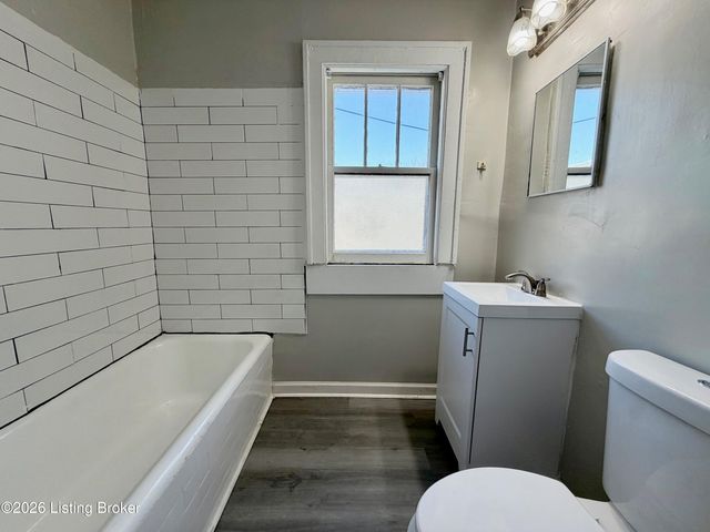 729 S 39th St 2, Louisville, KY 40211