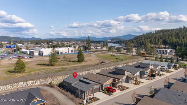 3306 N Ladalia DR, Coeur D'alene, ID 83814