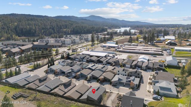 3306 N Ladalia DR, Coeur D'alene, ID 83814