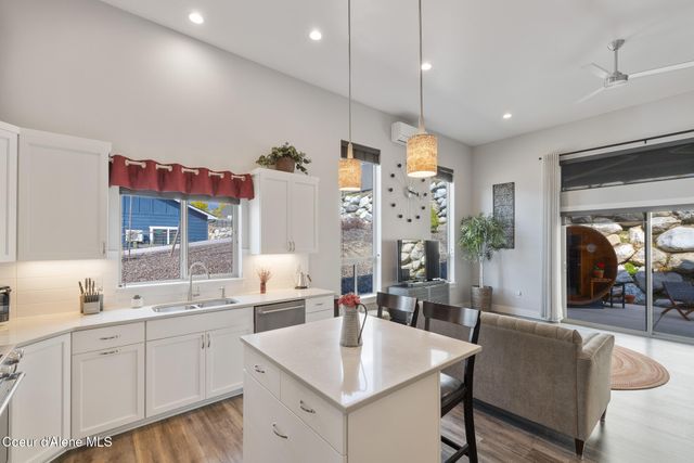 3306 N Ladalia DR, Coeur D'alene, ID 83814