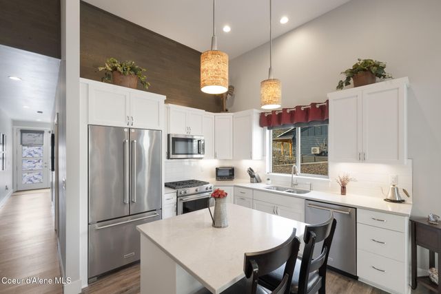 3306 N Ladalia DR, Coeur D'alene, ID 83814