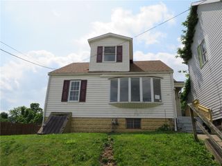 666 Ewing St, City Of Washington, PA 15301