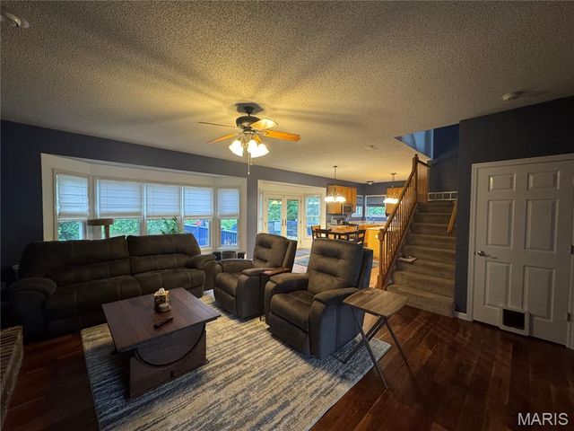 3594 Sky Hawk Drive, Shiloh, IL 62221