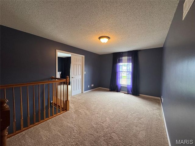 3594 Sky Hawk Drive, Shiloh, IL 62221