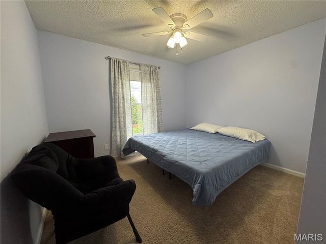 3594 Sky Hawk Drive, Shiloh, IL 62221