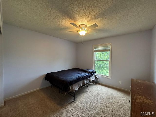 3594 Sky Hawk Drive, Shiloh, IL 62221