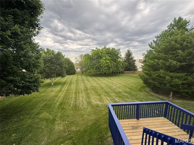 3594 Sky Hawk Drive, Shiloh, IL 62221