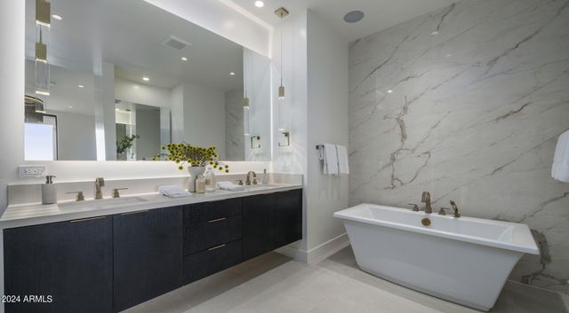 37200 N Cave Creek Road 2120, Scottsdale, AZ 85262