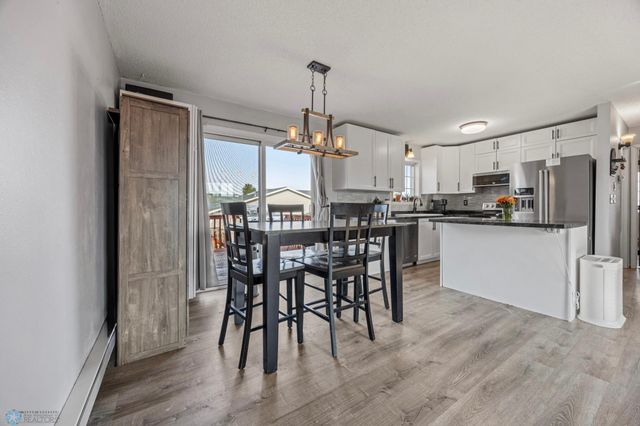 3437 39th Street S, Moorhead, MN 56560