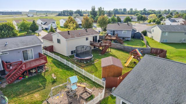 3437 39th Street S, Moorhead, MN 56560