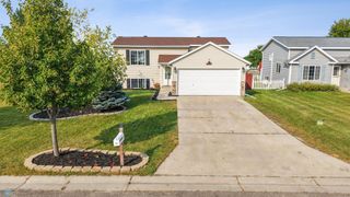 3437 39th Street S, Moorhead, MN 56560