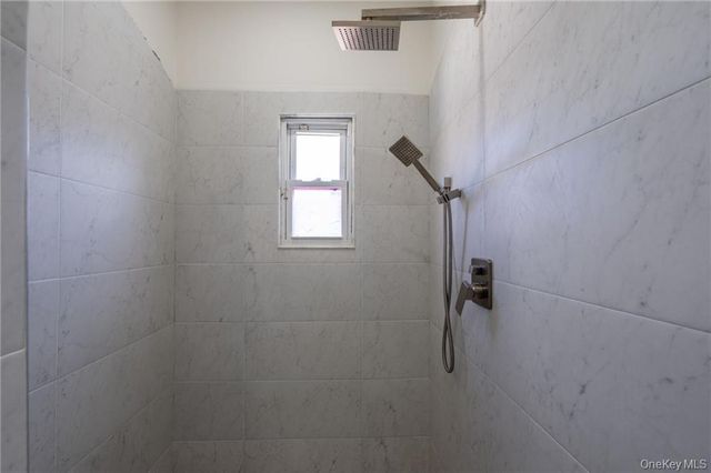 2225 E 21st Street, Brooklyn, NY 11229