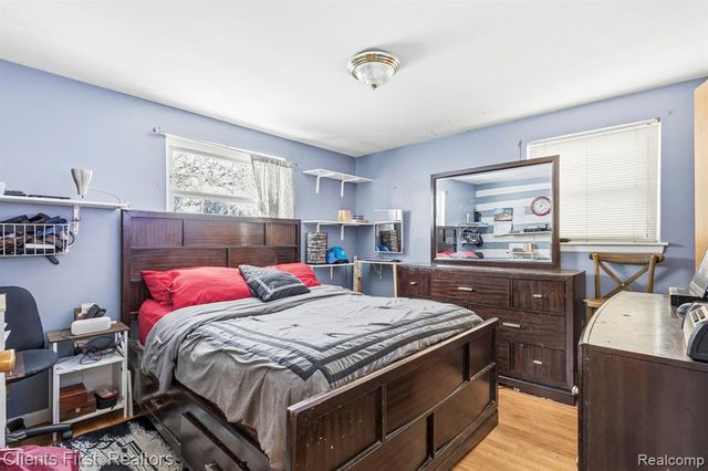 29337 Roan Drive, Warren, MI 48093