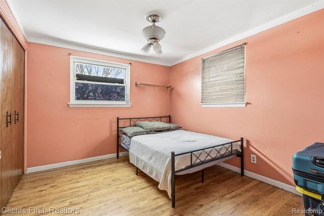 29337 Roan Drive, Warren, MI 48093