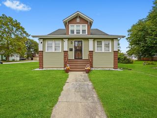 640 2nd Street, Crete, IL 60417