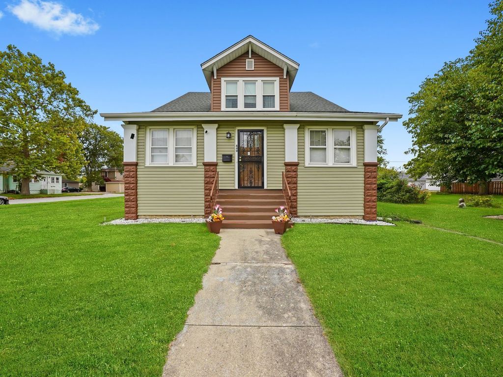 640 2nd Street, Crete, IL 60417