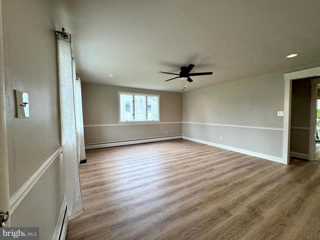 312 SUMMER AVE, Horsham, PA 19044