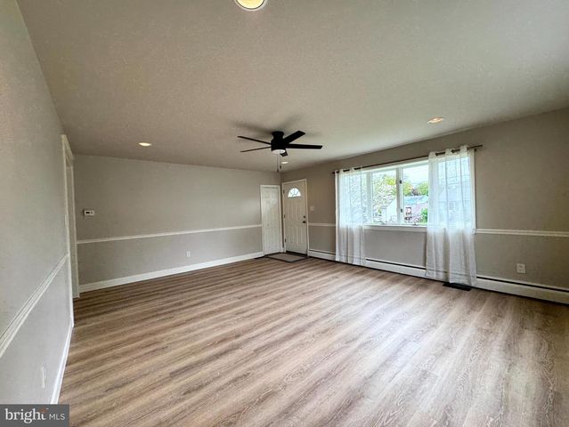 312 SUMMER AVE, Horsham, PA 19044