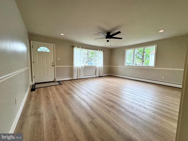 312 SUMMER AVE, Horsham, PA 19044