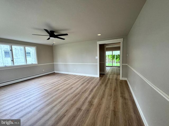 312 SUMMER AVE, Horsham, PA 19044