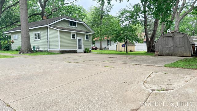 2108 Letart Avenue, Muskegon, MI 49441