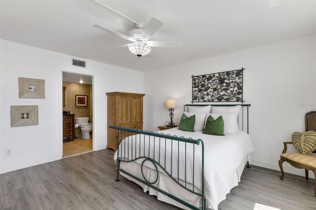 7665 SUN ISLAND DRIVE S 407, South Pasadena, FL 33707
