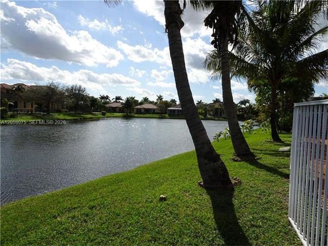 12830 SW 51st St, Miramar, FL 33027