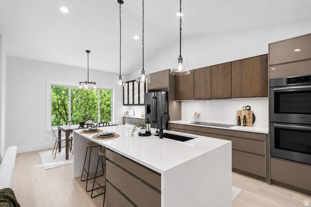 1429 E CHATEAU RIDGE WAY, Sandy, UT 84092