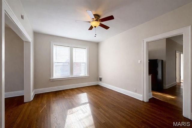 4626 Shenandoah Avenue, St Louis, MO 63110