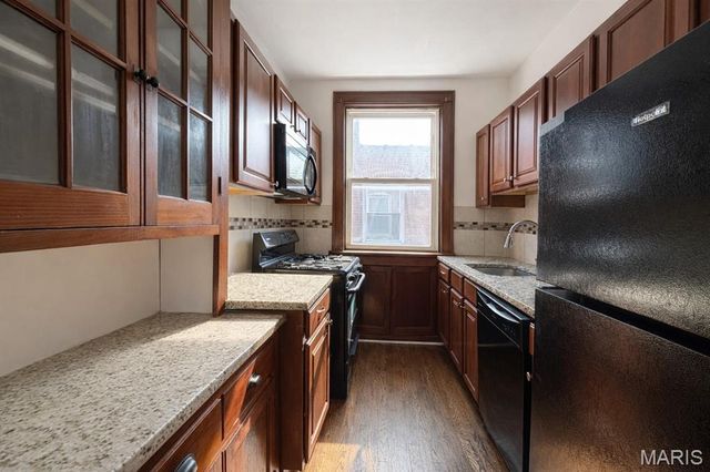 4626 Shenandoah Avenue, St Louis, MO 63110